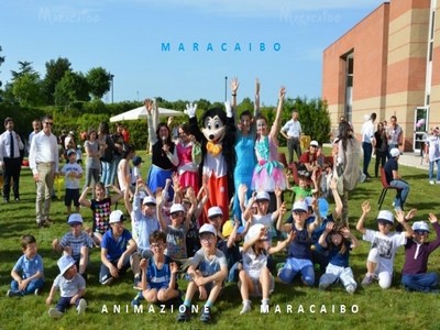 Animazione per bambini intrattenimento evento aziendale pranzo cena azienda natale negozi